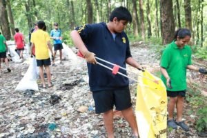 5cb1784920f6bebd9186779738849d40